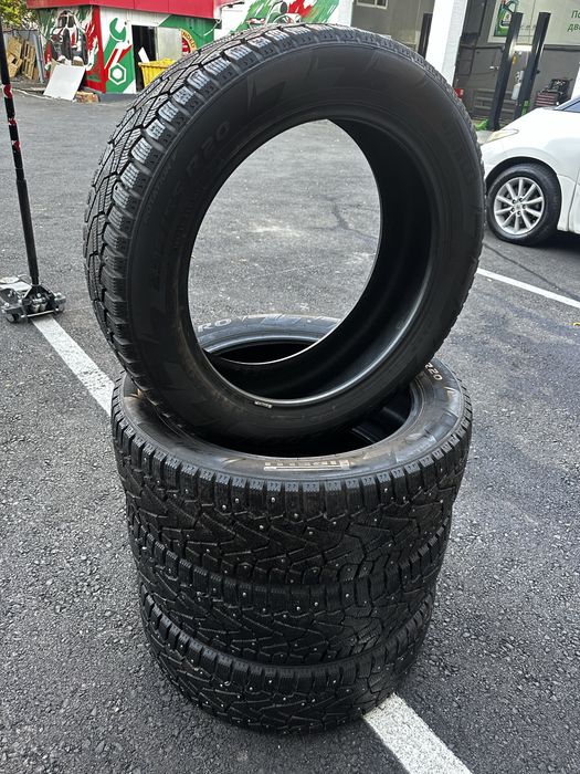 235/55/20 Pirelli шипы комплект