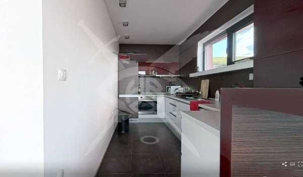 Продава се Тристаен апартамент в к.к. Слънчев бряг - 102 кв.м за 1863 €/кв.м - Снимка #2