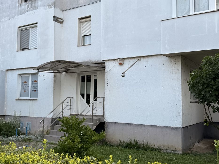 Apartament 3 camere la parter – ideal spațiu comercial | Cartier Bărăgan | 70 mp