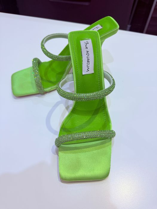 Дамски сандали. Нови. Красиви.