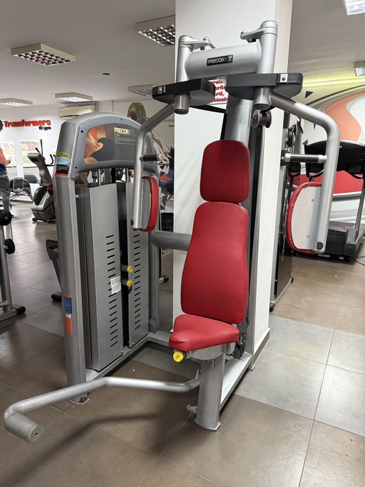 Aparat profesional Pec Deck Precor