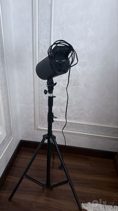 Led shtativ RGB 600