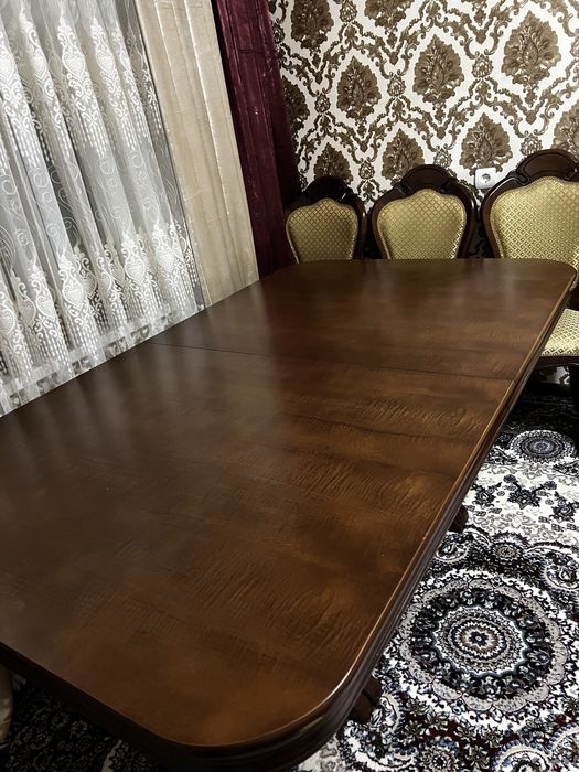 Продаётся стол со стульями!