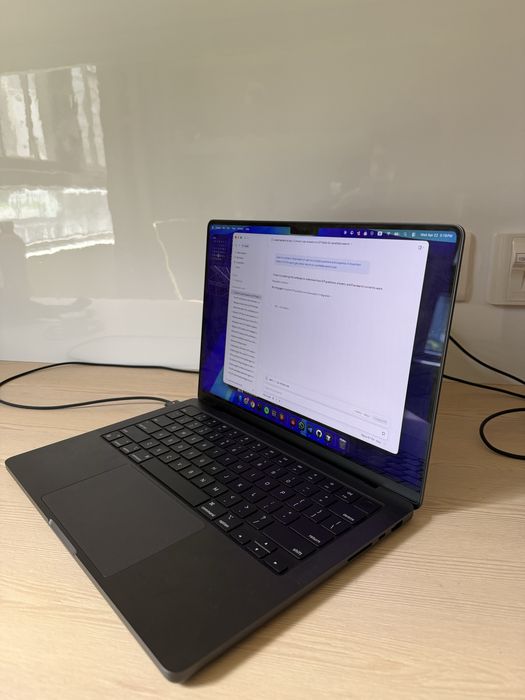 Macbook pro m4 16+512