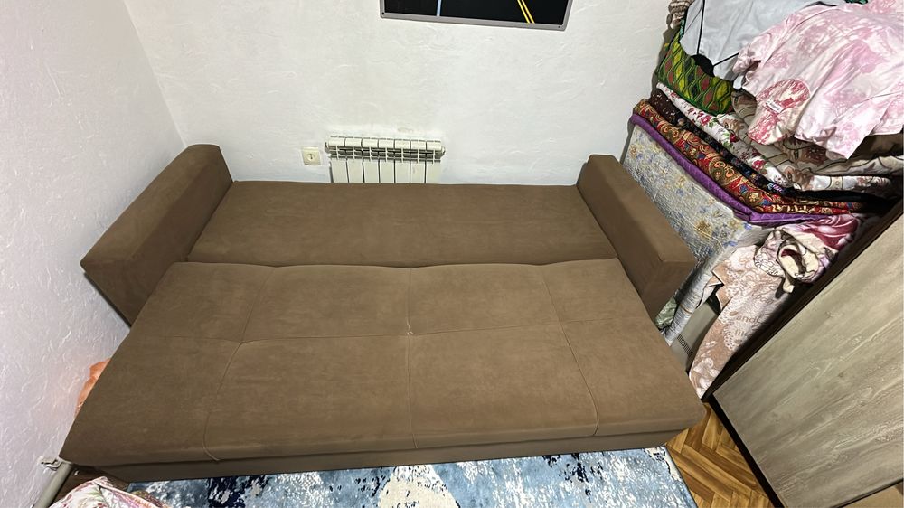 Диван бу  таза бари