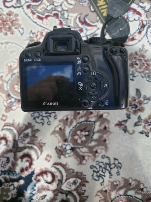 Canon EOS 1000D.
