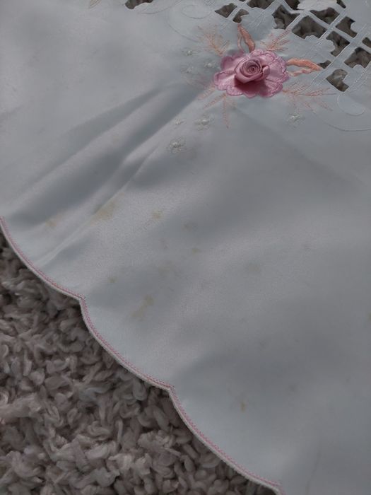 Покривки големи и малки.