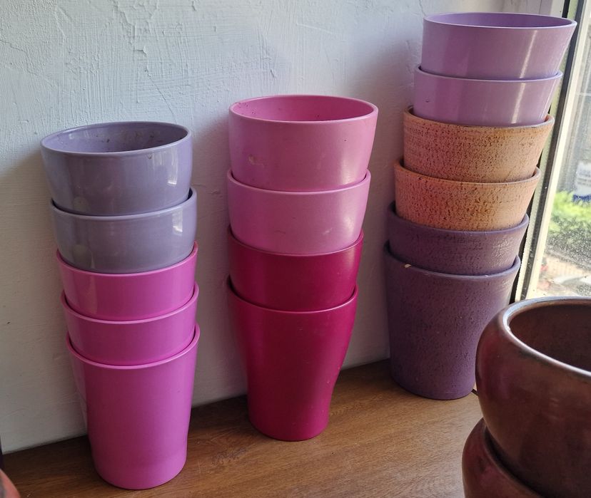 Oferta valabila 3 zile! - 20 vase ceramica diverse culori - 8 lei/buc