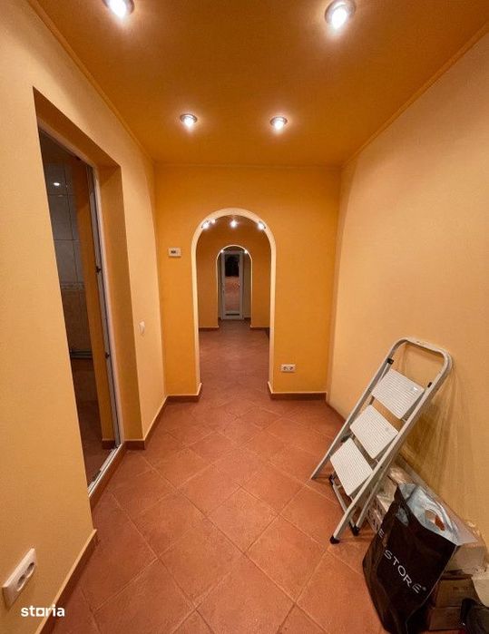 Apartament 3 camere - zona 1 Decembrie 1918