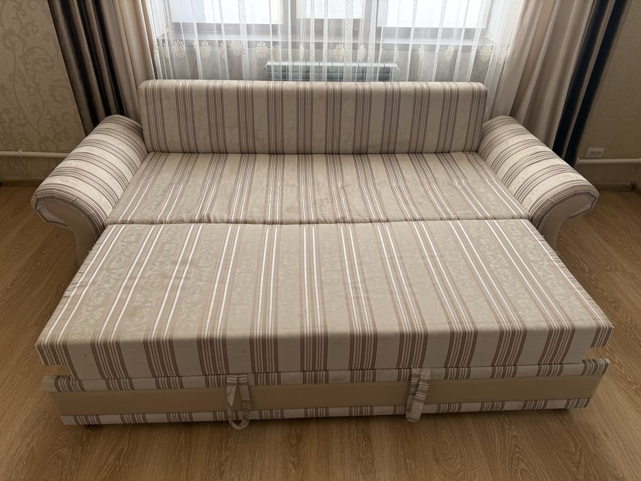 Продам диван в хорошем состояний