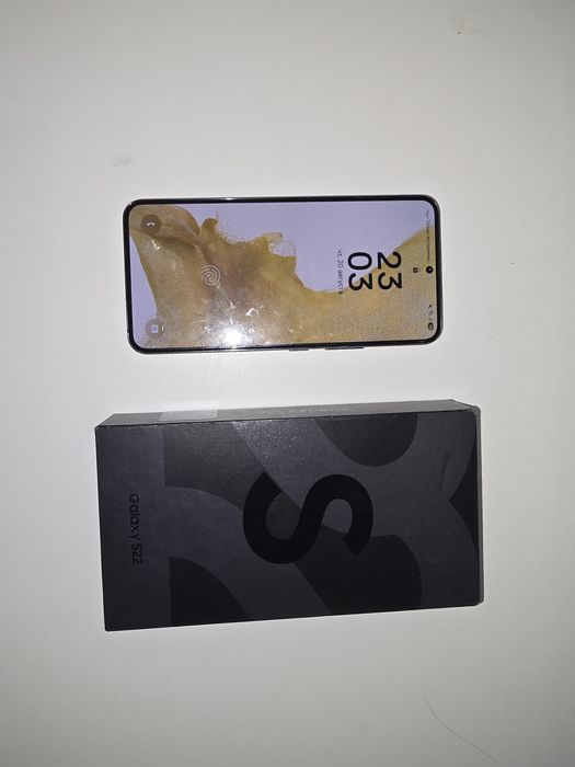 Продам/Обменяю Galaxy S22