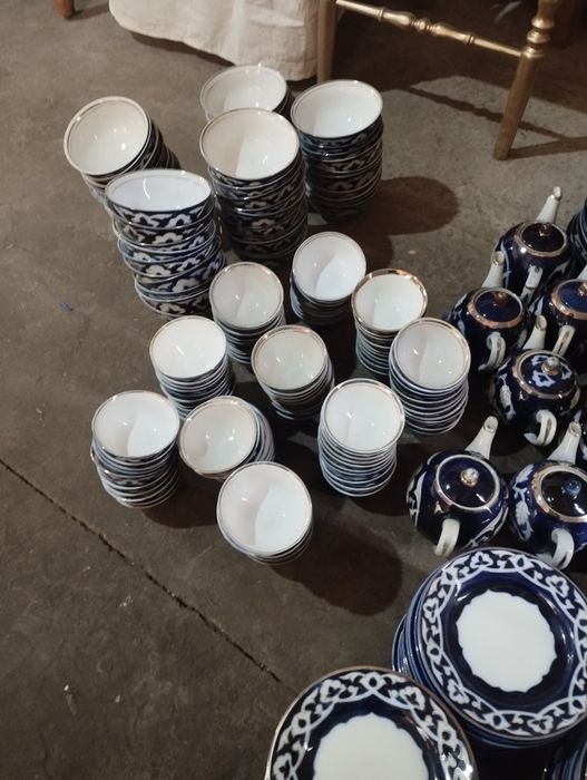 Chinni idishlar Sotiladi Lagan Tarelka Piyola Choynak Ovalniy Sotiladi