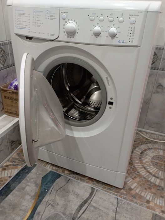 Стиральная машина индезит