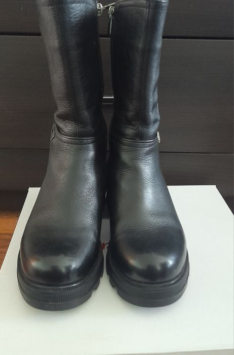 Черни кожени ботуши естествена кожа 37