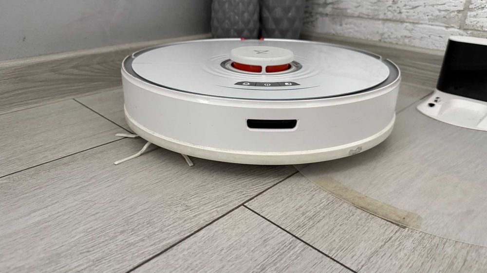 Roborock S7  в отлично състояние
