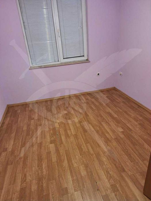 Дава се под наем Двустаен апартамент в Варна, Погреби - 50 кв.м за 328.95 € - Снимка #2