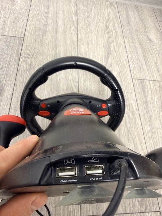 Vand volan gaming Marvo GT-903 ca nou