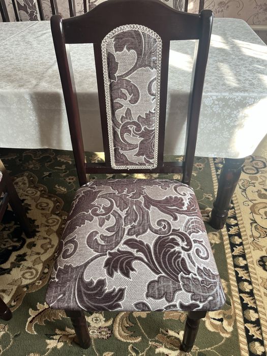 Продам гостевой стол