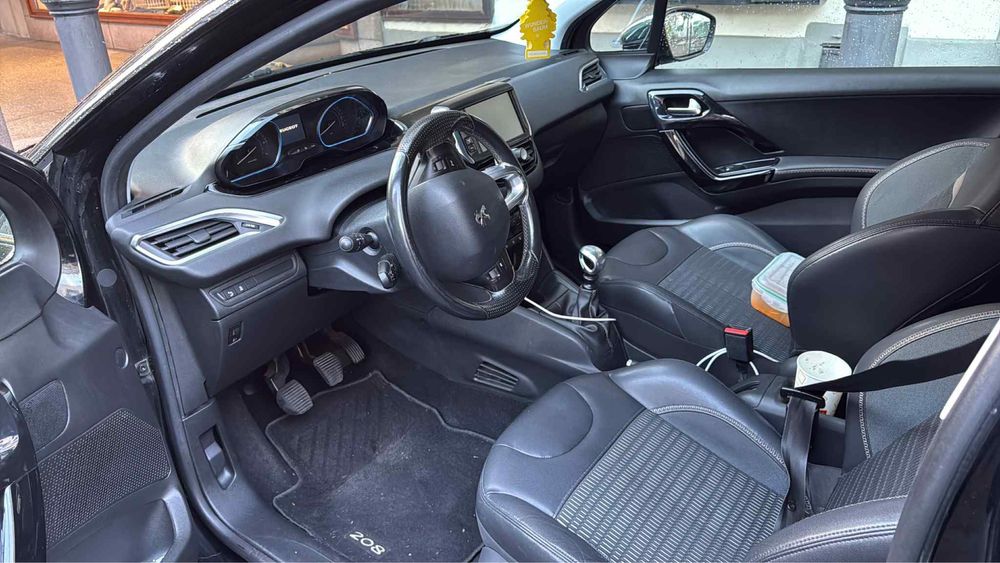 Peugeot 208, 1.6 turbo