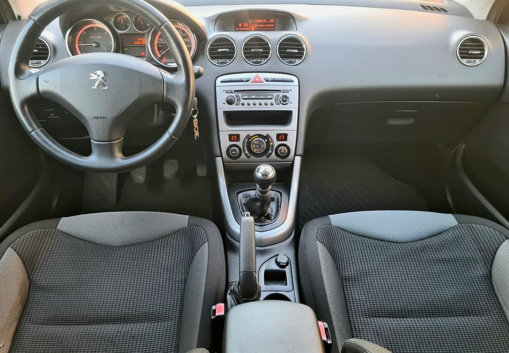 Vând Peugeot 308/xenon/1.6 hdi/face lift/
