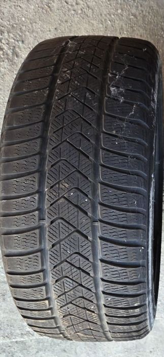 Anvelope iarna 2 buc Pirelli Winter 235 45 18 VW Passat B8 3G