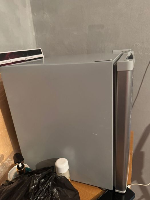 Холодильник сатылады