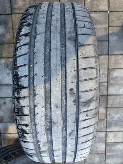Michelin PS4 235/55/19 4бр Дот 21г 7мм - 500лева
