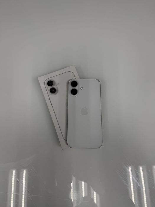 Iphone 16  5G White 128Gb