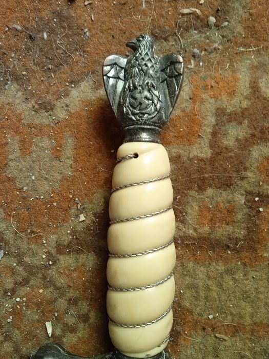 Стар морски кортик от ВСВ