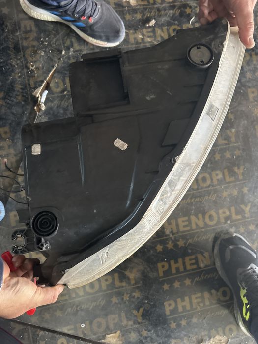 Ляв фар за seat Exeo