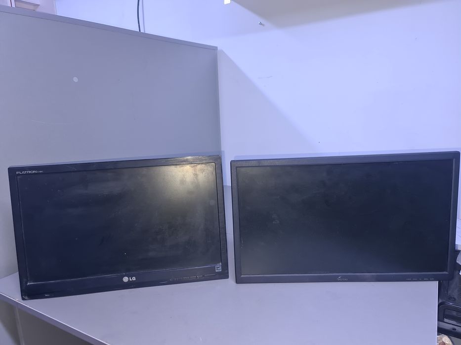 Продам мониторы!