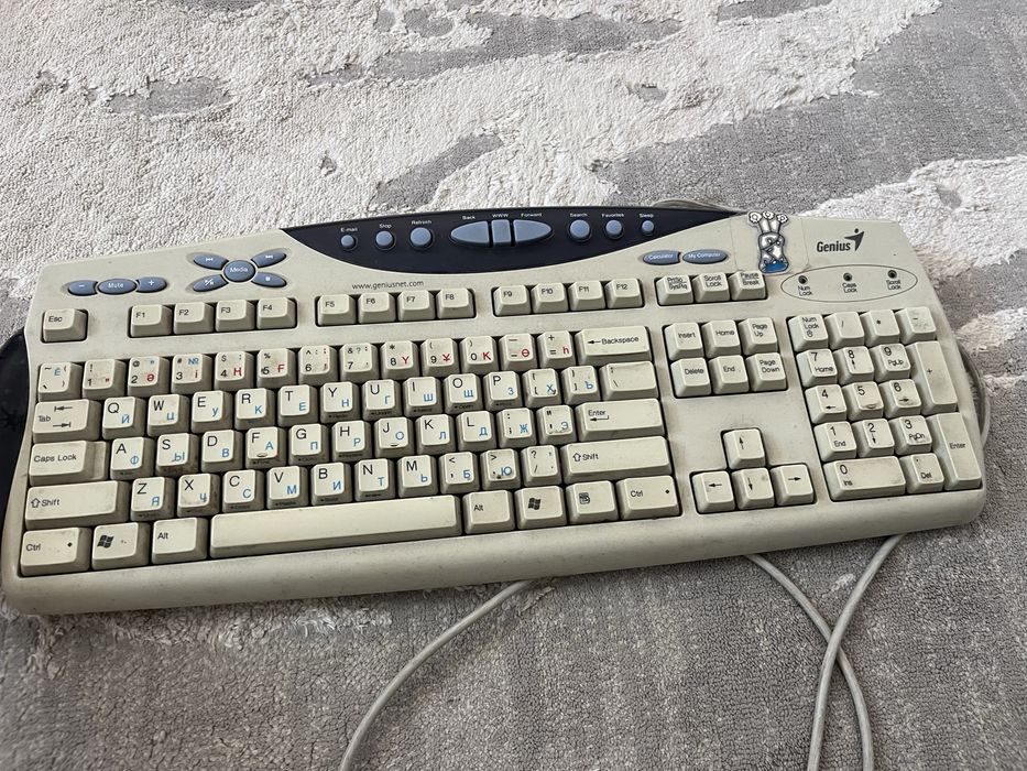 Samsung SyncMaster 740N + пернетақта (жұмыс істейді)