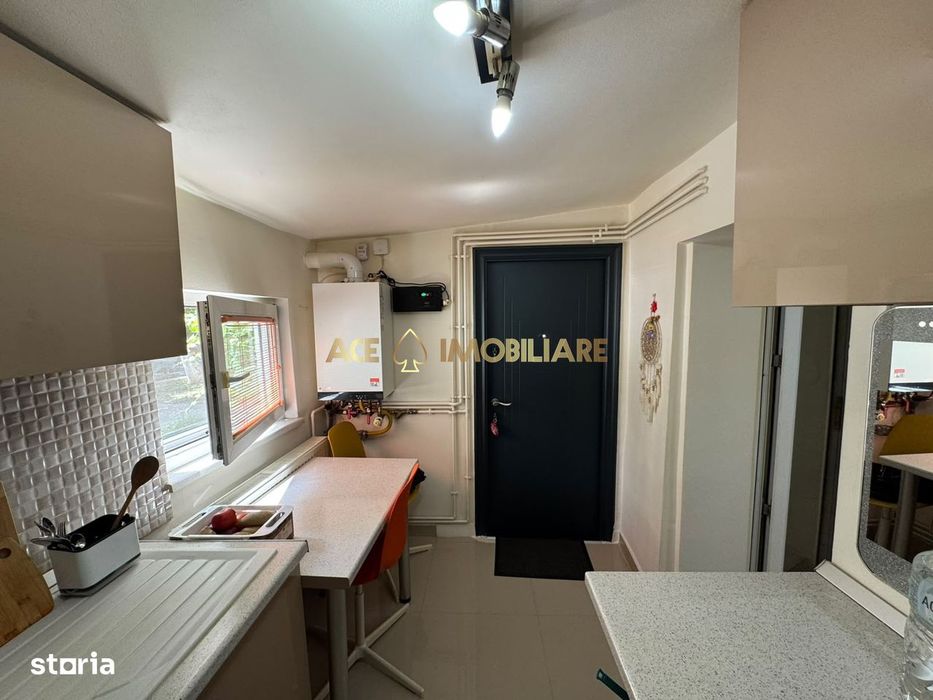 2 Camere de vanzare | Unirii | Metrou | Centrala | Comision 0 | Parter