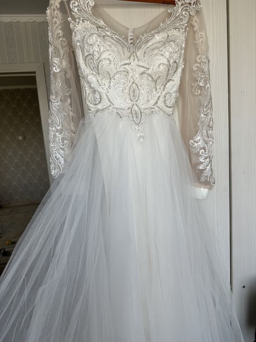 Роскошное свадебное платье