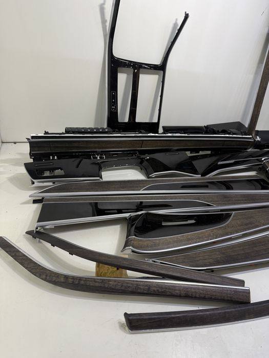 интериорен комплект лайсни Audi A8 D5 Quattro – Natural Brown Ash Wood