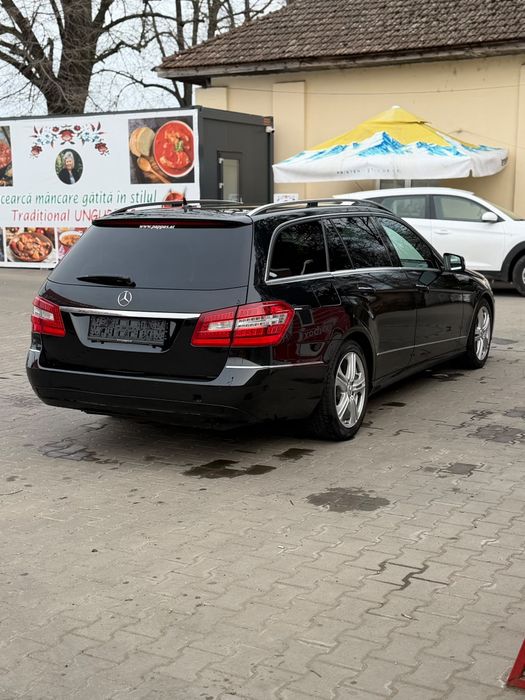 MERCEDES-BENZ E-Class 2010 — imagine 3