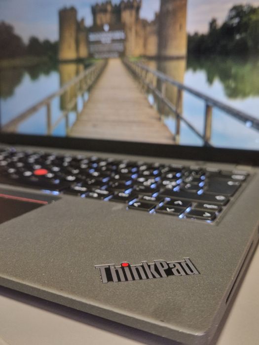 Ultrabook Lenovo ThinkPad T14 Gen 4 - i7 13th - 32 GB - 4 TB