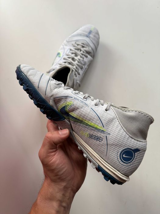 Обувки за футбол Nike SUPERFLY 8 ACADEMY TF / 42