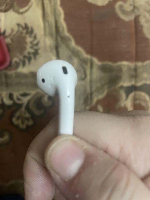 Продам airpods 2