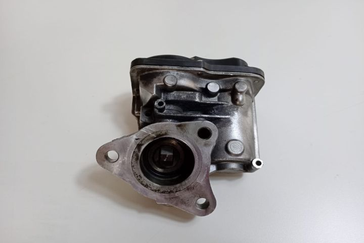 Supapa EGR 1.5 dci 82011143495 / H8201143495 Dacia Logan a 2-a genera