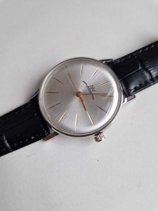 ЛУЧ, 23 камня, сделано в СССР, кал. 2209, 35мм, НОВ!