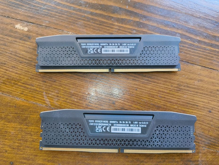 Memorie RAM Corsair Vengeance 32GB 6000 MHz CL30