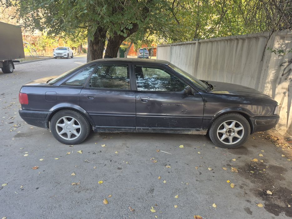 Продам ауди 80 б4