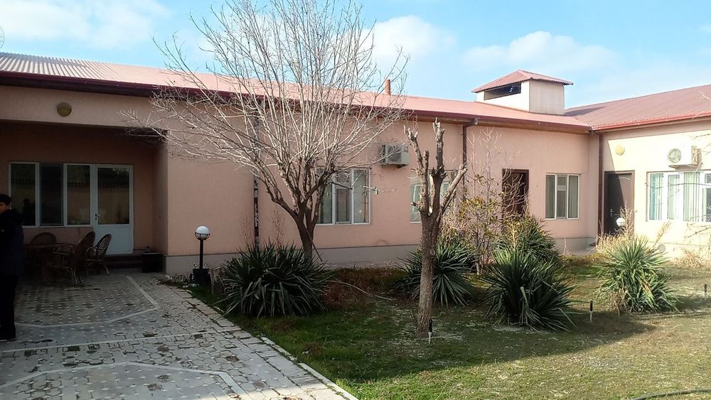 Срочно продаётся коттедж 6 соток город Навои водокачка