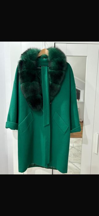 Пальто пальто. .