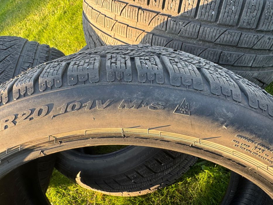 шины для машины  255/40 R20 зимния