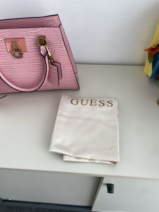 Geantă Guess Katey Croc Pink – Nouă cu etichetă
