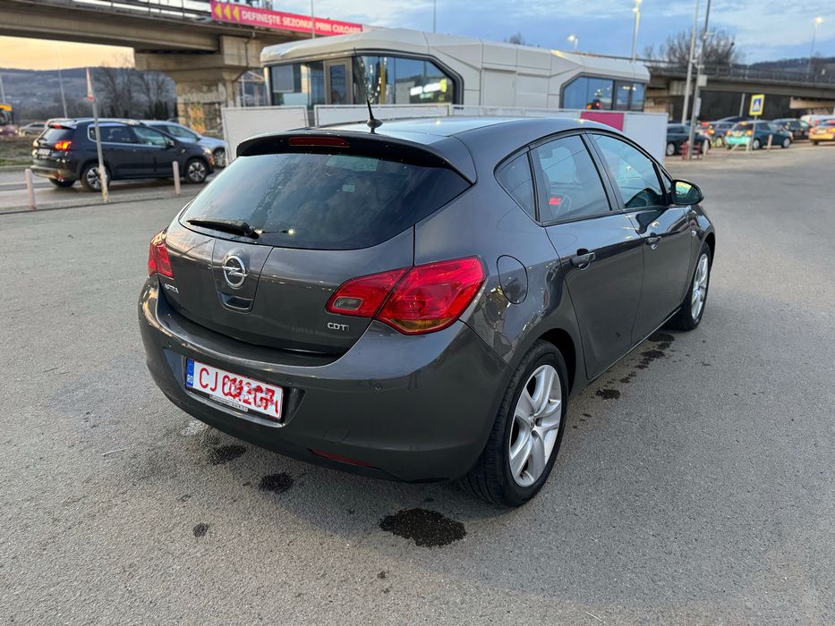 Vand Opel Astra J 1.7CDTI 2011