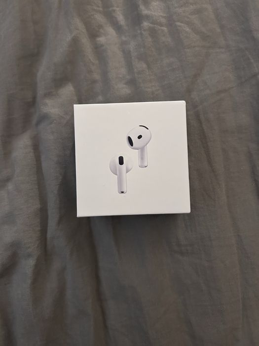 Vand casti airpods 4 ANC