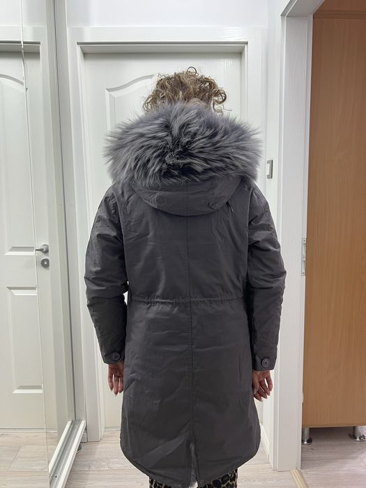 Geaca parka cu blana de vulpe argintie